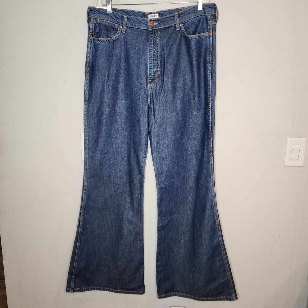 NWT Wrangler Wanderer High Rise Flare Jean Rigid Drape Denim Size 35 Size 20